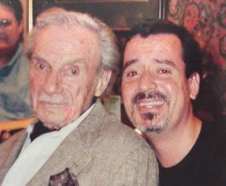 Harris e o fã brasileiro Elias de Lucena, em 2001